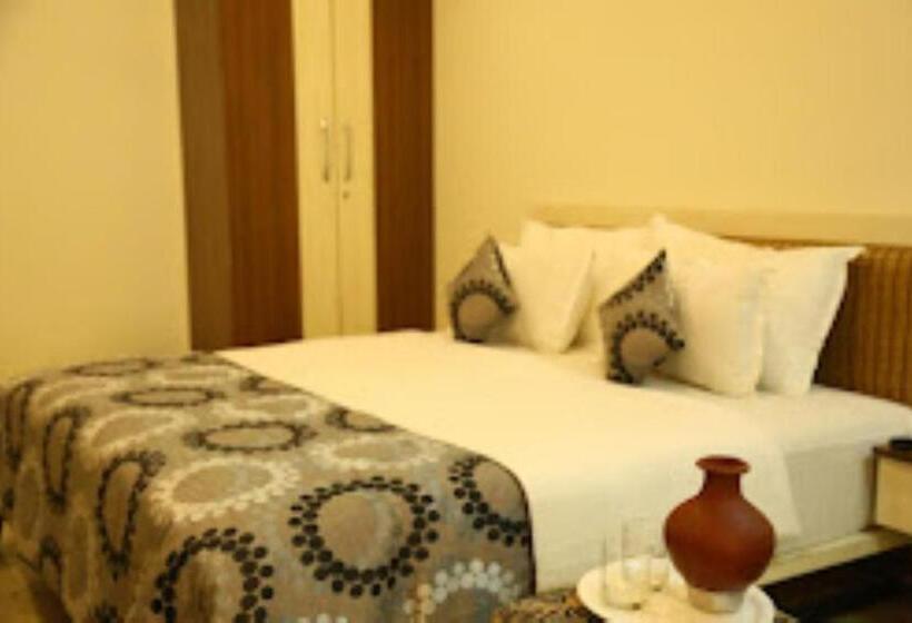 Номер Deluxe, Manju Palace,nanded