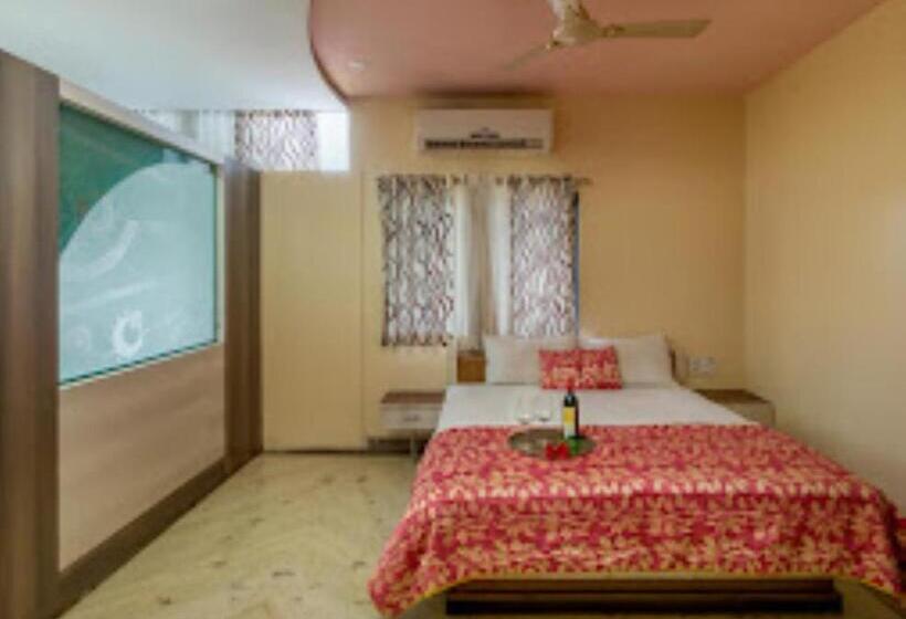 Президентский Люкс, Manju Palace,nanded