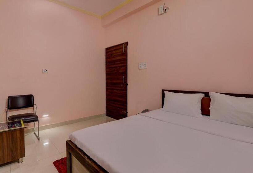Трехместный Номер Классика, Oyo City Prime Residacy