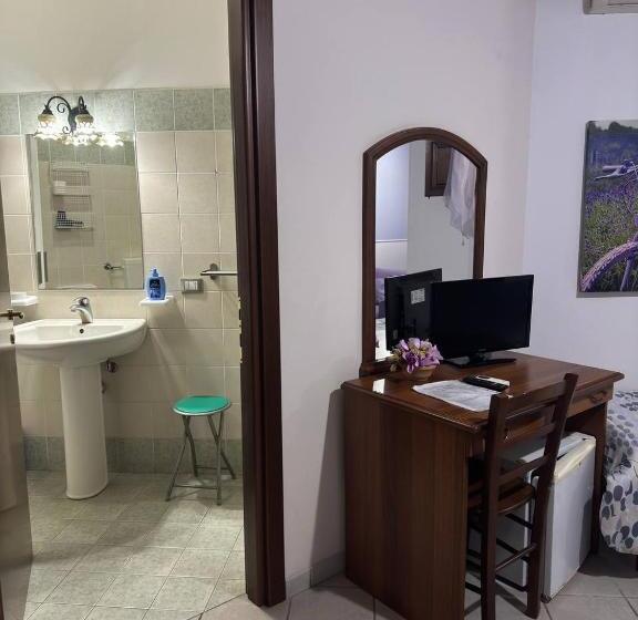 Четырехместный Номер Стандарт, B&b Gi Rosa Caltagirone