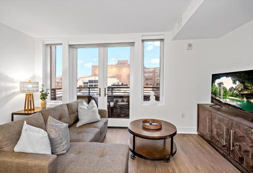 Apartamento Ático 1 Quarto, Hala Dc