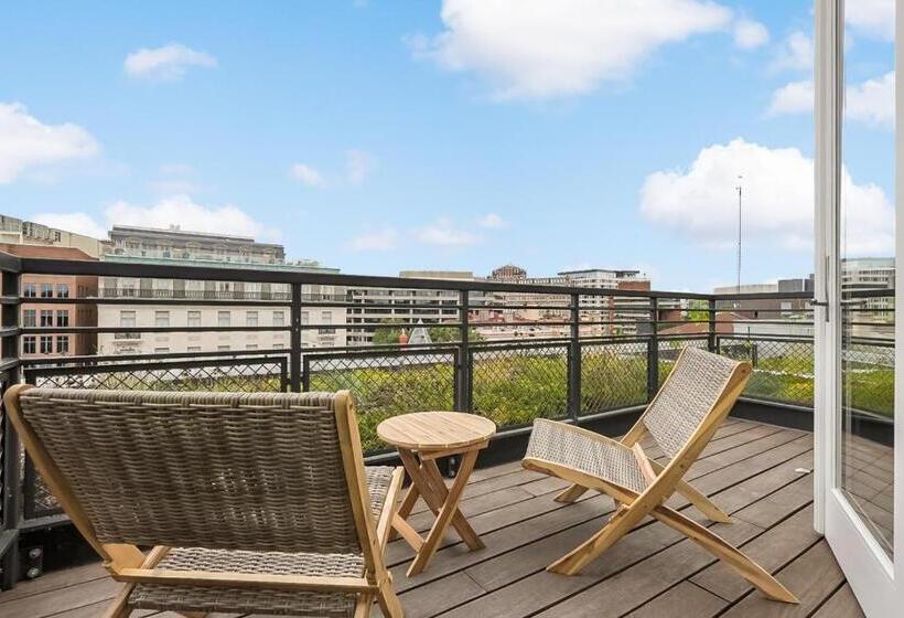 Apartamento 3 Dormitórios, Hala Dc