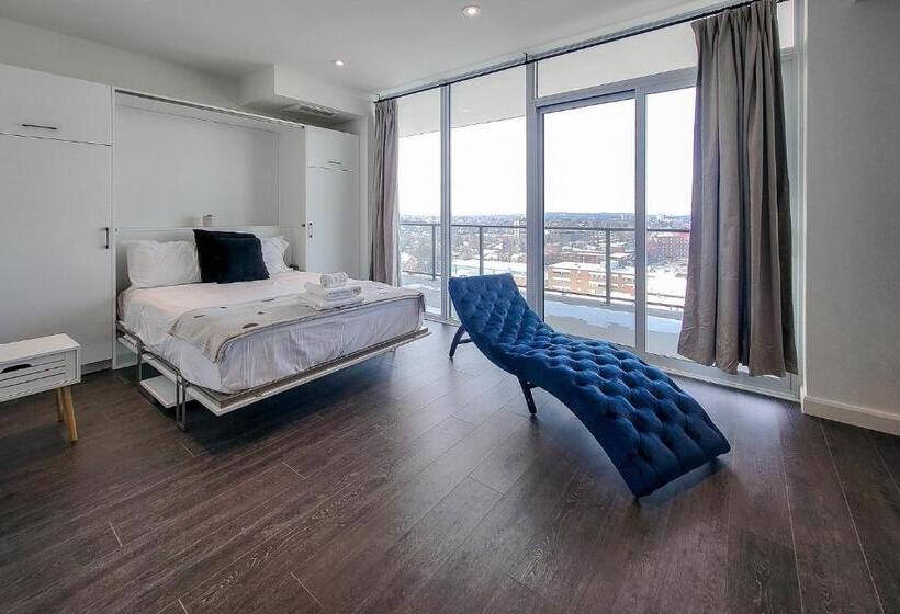 Студио Стандарт с Террасой, Downtown Kitchener Modern Condo