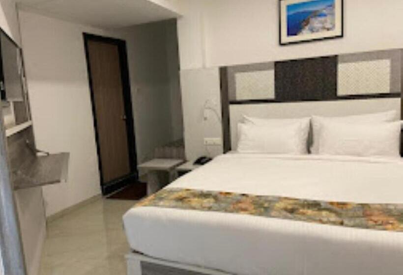 Номер Deluxe Кровать Кинг, Dash Hotels   Affordable Luxury , Hyderabad
