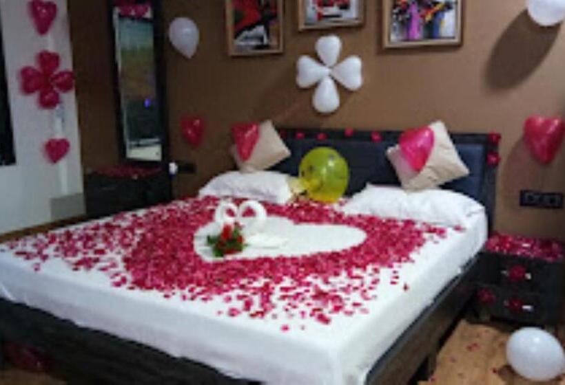Номер Deluxe, Jimira Resort , Shivrajpur