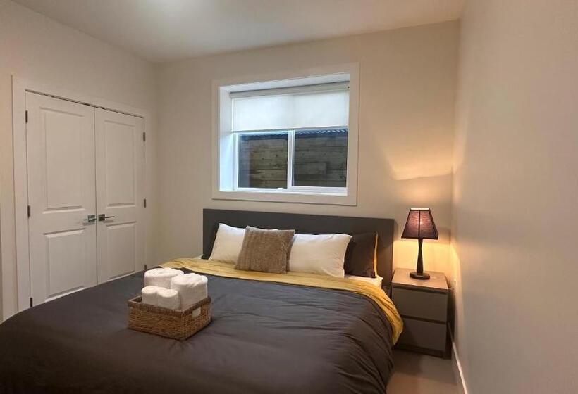 סוויטה משפחתית, Blissful Stay In Surrey Suite 2