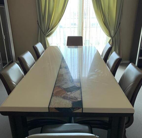 1 Bedroom Penthouse Apartment, Mciti Suites