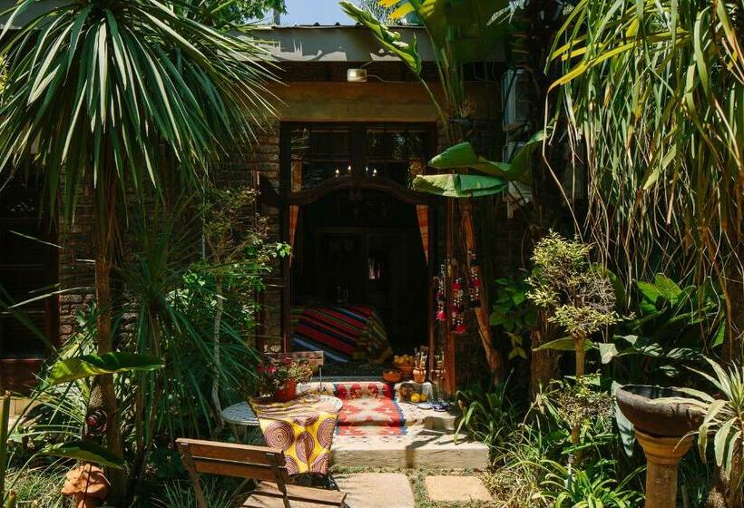 디럭스 룸, The Art Guesthouse
