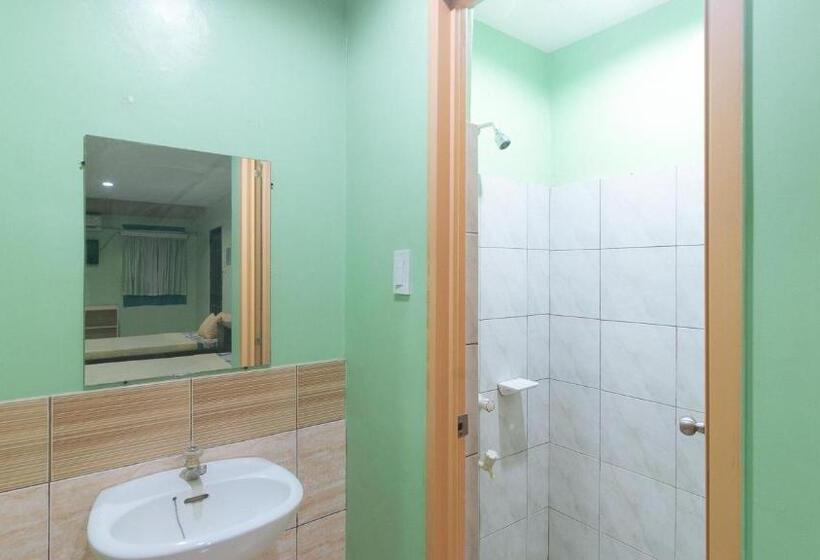 스탠다드 트리플 룸, Cm Apartelle Iloilo International Airport By Reddoorz