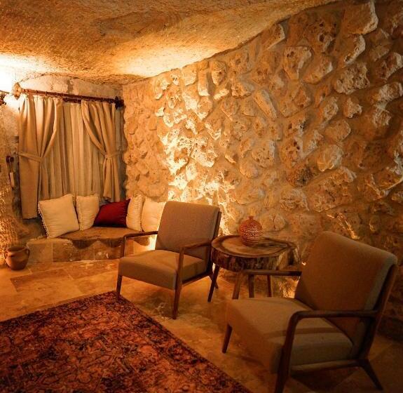 디럭스 스위트, Lost City Cappadocia