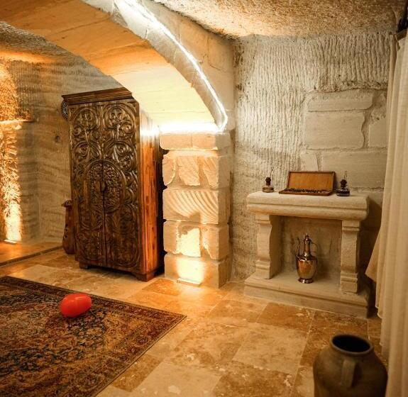 스위트 킹사이즈 침대, Lost City Cappadocia