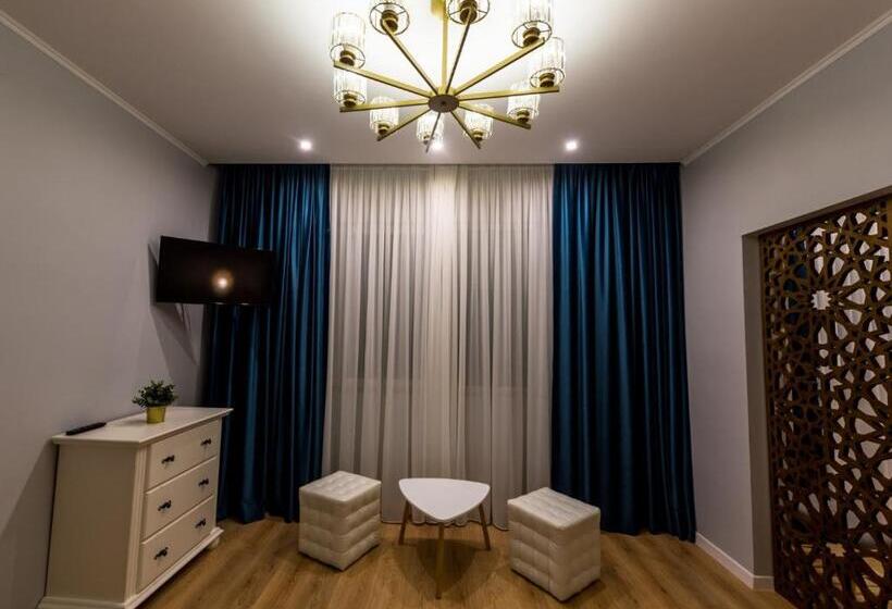 آپارتمان 1 خوابه با چشم‌انداز استخر, Kaleh Boutique Villa