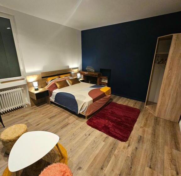 Номер Deluxe, Maison Spacieuse Privatisée Ou à La Chambre   Places De Parking