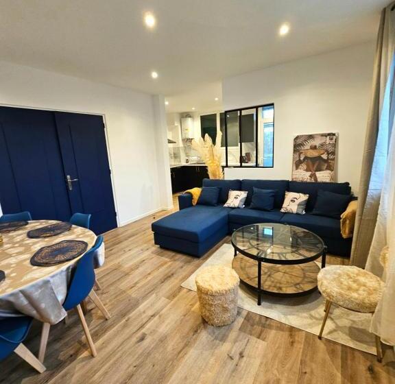 Вилла Deluxe 1 Спальня, Maison Spacieuse Privatisée Ou à La Chambre   Places De Parking