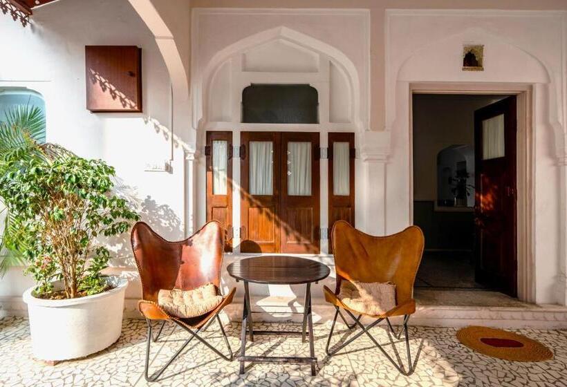 高级家庭房间, Sum Jaipur