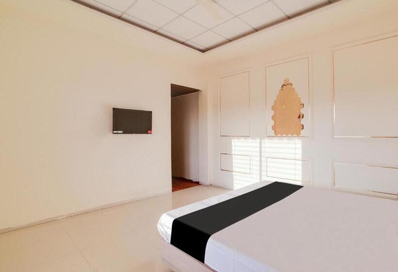 Трехместный Номер Классика, Oyo Saubhagya Shri Resort