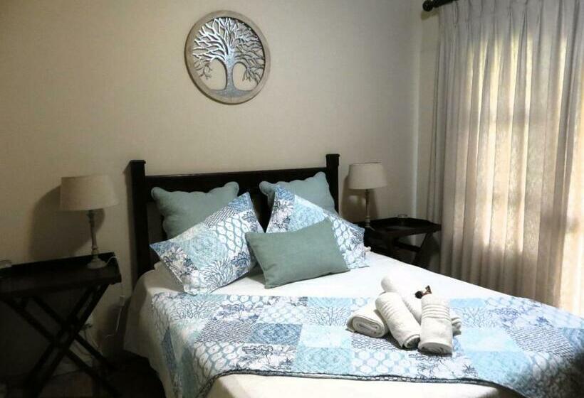 Quarto Estandar, Ash River Lodge