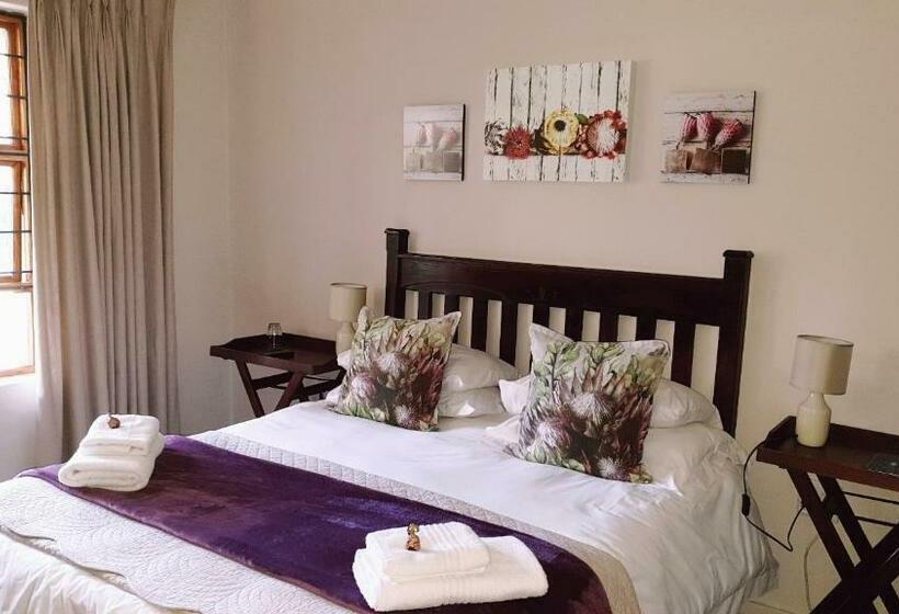 Quarto Estandar, Ash River Lodge