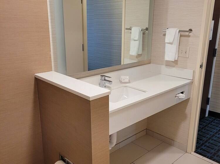 Люкс, Fairfield Inn & Suites By Marriott Butte