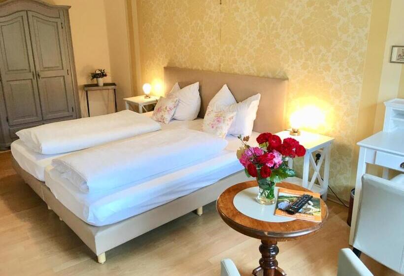 Номер Комфорт Индивидуальный, Heinrichs Winery Bed & Breakfast