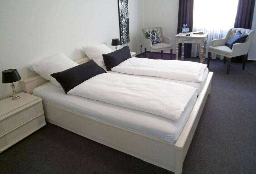 컴포트 룸, Stadt Coblenz