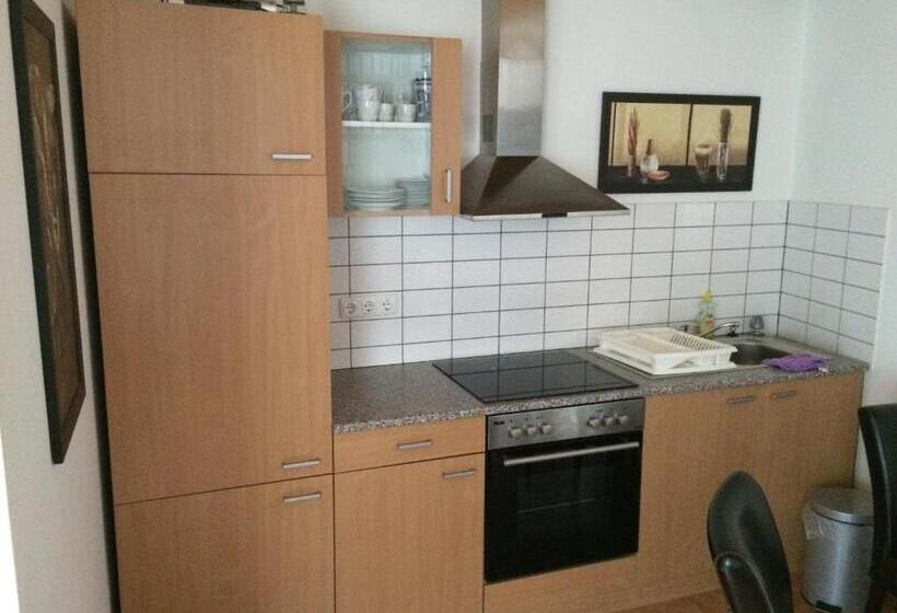 디럭스 스튜디오, Stadt Coblenz