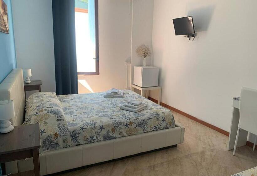 Трехместный Номер Комфорт, Borgomarino S Room