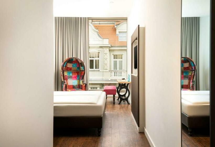Номер Стандарт, Elaya Leipzig City Center