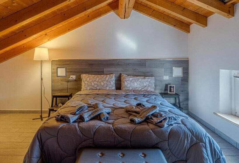 Номер Deluxe, House Sabbioneta