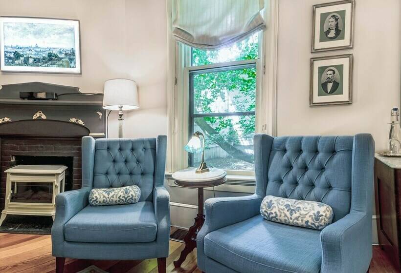 Номер Стандарт, Mccall House Boutique