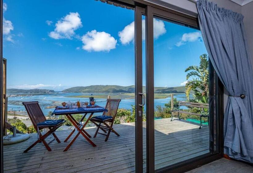 Suite with lake view, Paradise Found