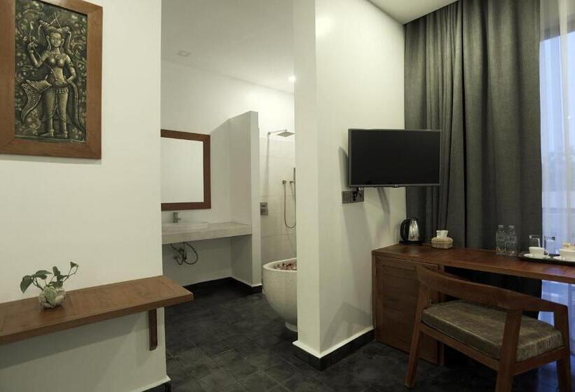 اتاق لوکس با بالکن, Sam So Boutique Villa