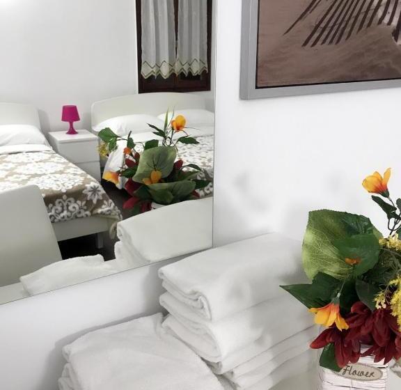 标准三人间, Vacation Venice Rooms