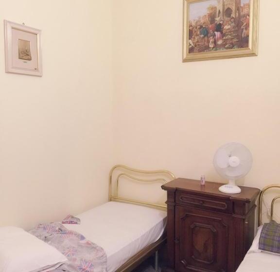 带共用浴室的标准房间, Vacation Venice Rooms