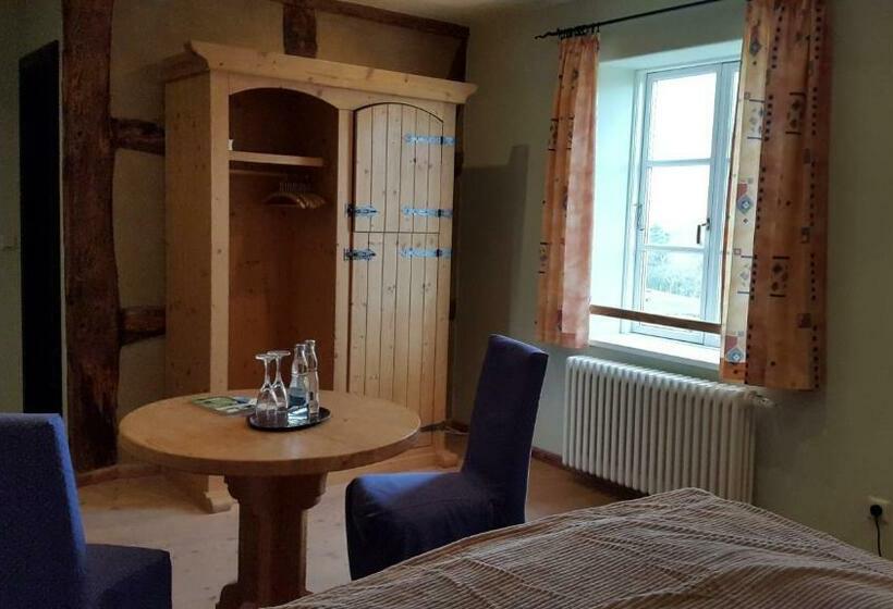 Номер Стандарт, Burghotel Stargard