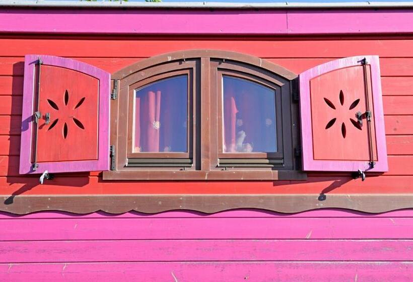 Семейный Номер, B&b La Terre Brûlée