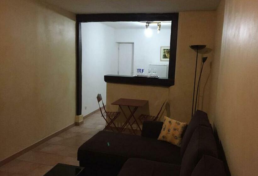 低层单卧公寓, Auberge Les Olivades