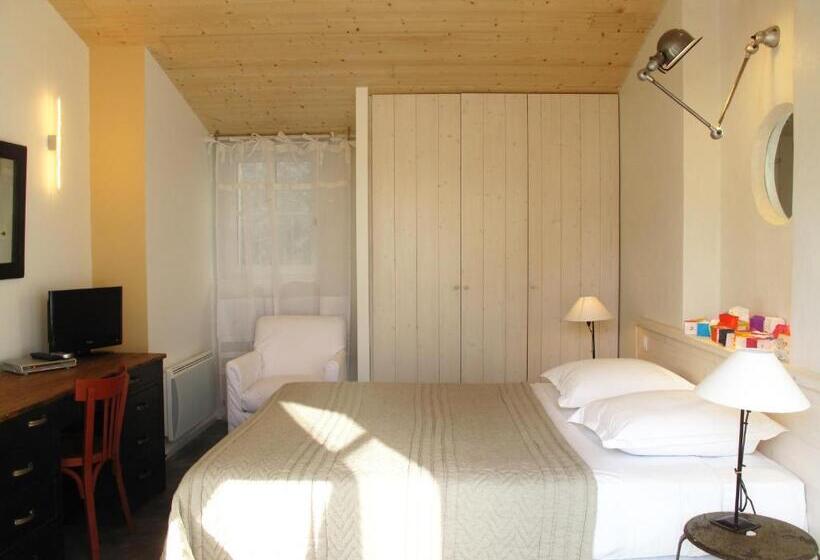 בית, 3 חדרי שינה, Hôtel Le Sénéchal
