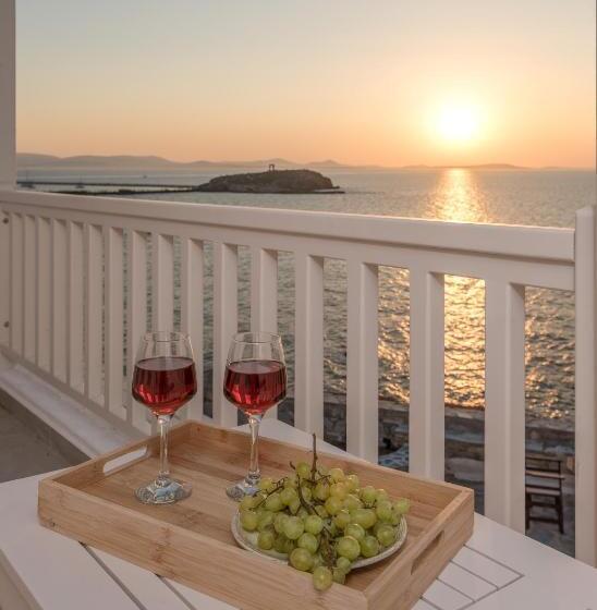 سوییت لوکس, Iliada Suites  Adults Only