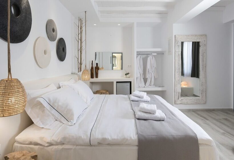 سوییت جونیور با چشم‌انداز دریا, Iliada Suites  Adults Only