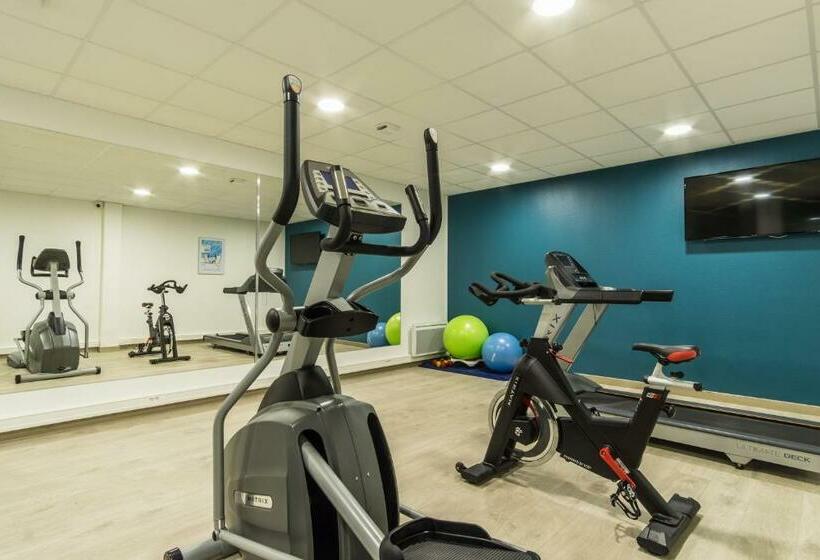 Студия Стандарт, Nemea Appart Hotel Quai Victor Tours Centre