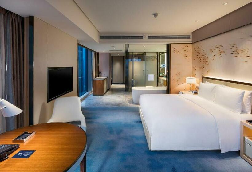 Номер Deluxe Кровать Кинг, Hilton Quanzhou Riverside