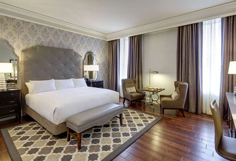 キングサイズベッドのデラックスルーム, Hilton Quanzhou Riverside