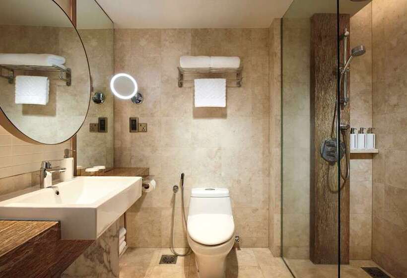 キングサイズベッドのデラックスルーム, Hilton Quanzhou Riverside