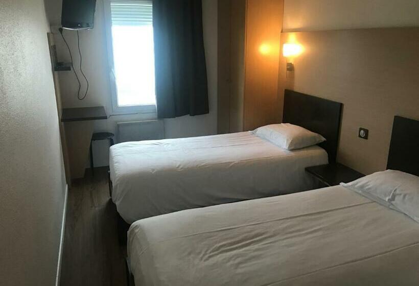Номер Стандарт, Hôtel Akena Pierrelaye