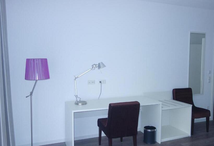 장애인을 위한 수피리어 룸, Victoria Living