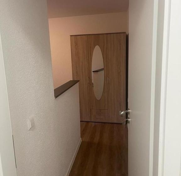 带2个卧室的公寓, Weibertreu