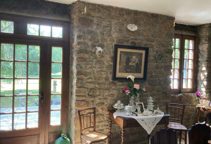 Номер Стандарт Вид на Сад, La Forge De La Coudraie