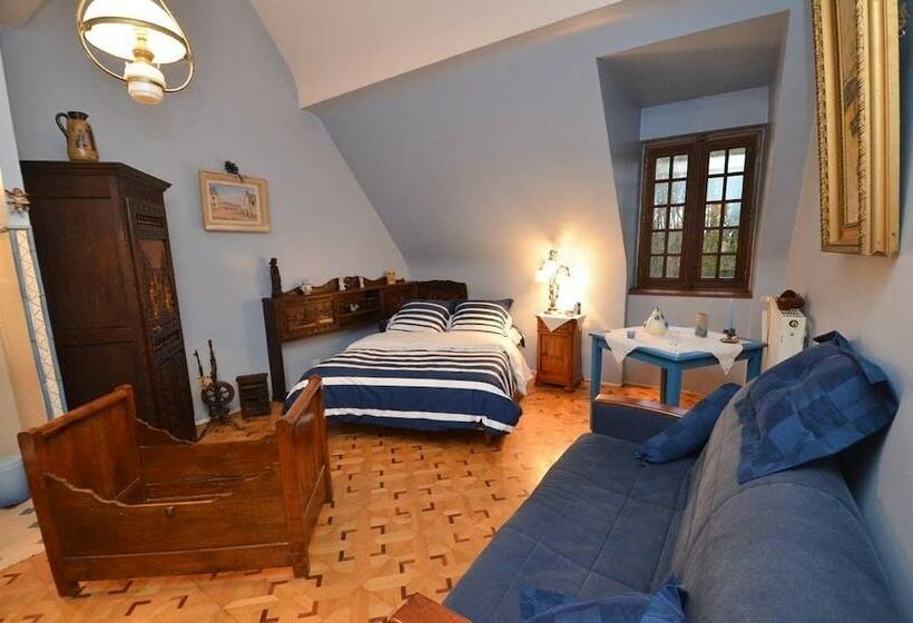 Семейный Номер, La Forge De La Coudraie