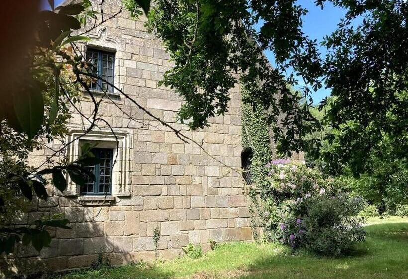 Семейный Номер, La Forge De La Coudraie